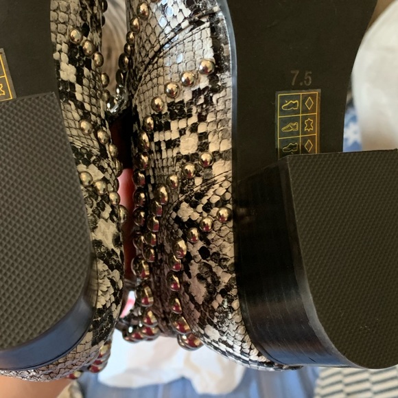 Jeffrey Campbell Rylance ST Studded Bootie - Picture 12 of 12